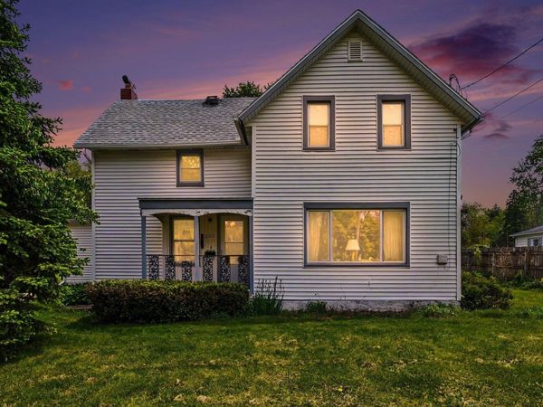 1200 N  Huntington Street, Syracuse, IN 46567