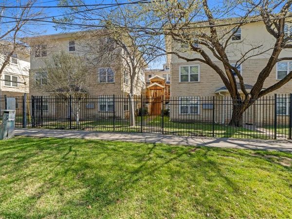 305 E 31st ST, Unit 2, Austin, TX 78705