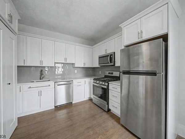 204 Church St, Unit 2B, Boonton, NJ 07005