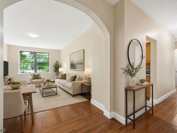 5 Pomona Ave, Newark, NJ 07112