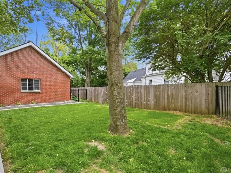 327 Ardmore Road, Springfield, OH 45504 Photo 52