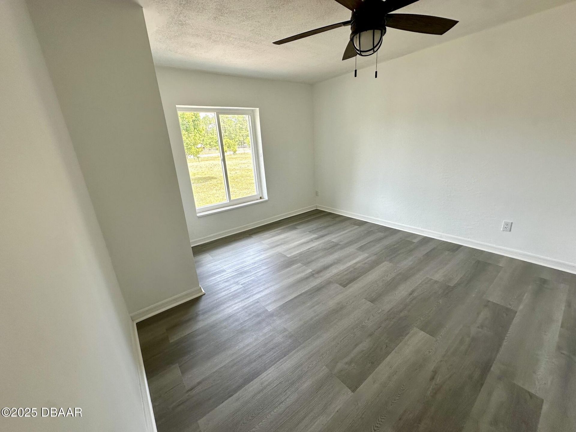 143 Pinecrest Circle, San Mateo, FL 32187 Photo