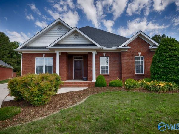 27010 Mill Creek Drive, Athens, AL 35613