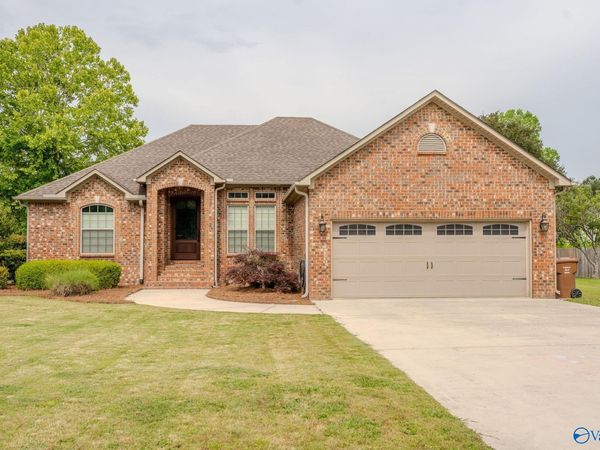 509 Andrew Court, Moulton, AL 35650