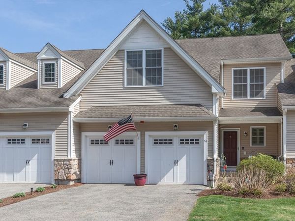 54 Pondside Drive, Unit 54, Bolton, MA 01740
