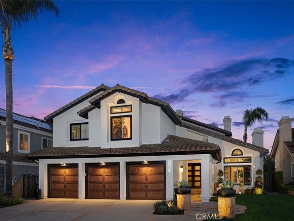25881 Cedarbluff, Laguna Hills, CA 92653