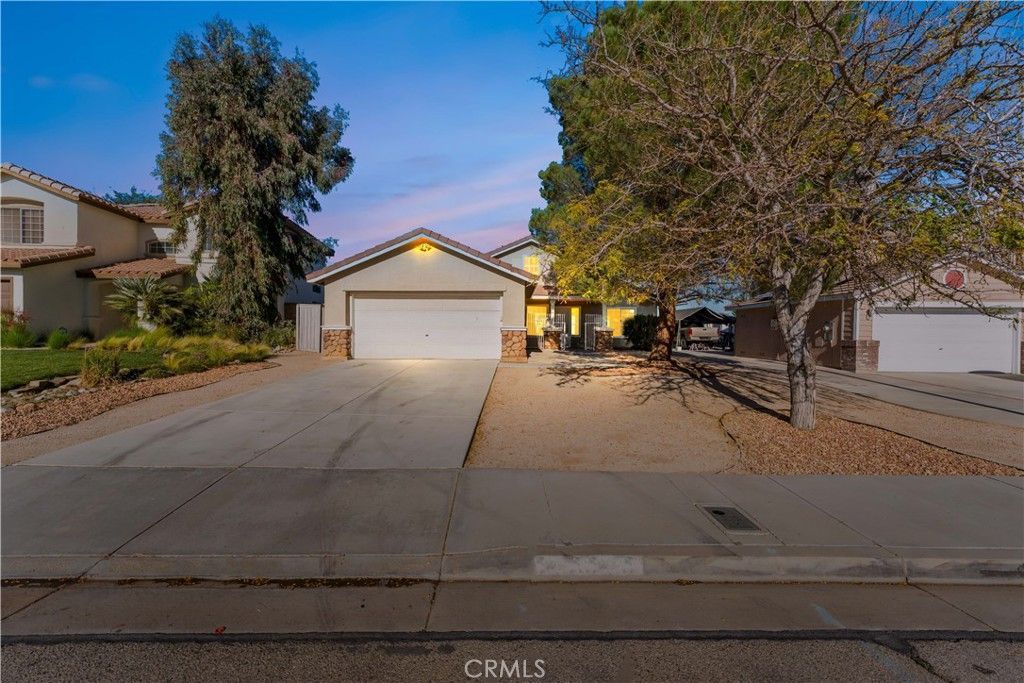 37031 Firethorn Street, Palmdale, CA 93550 Main Photo