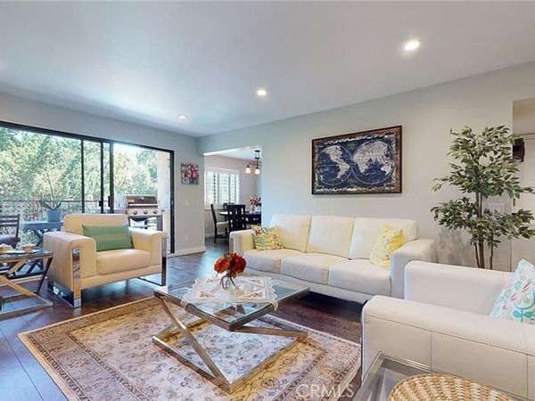 321 E Stocker Street, Unit 205, Glendale, CA 91207