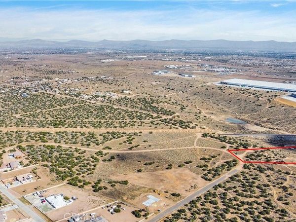 0 Heartland Circle, Oak Hills, CA 92344