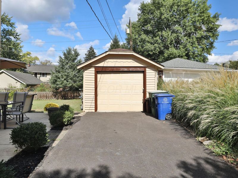 216 Chatham Road, Columbus, OH 43214 Photo 33