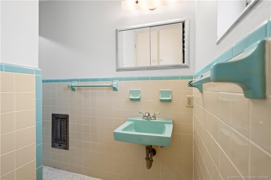 391 SE Edgewood Drive, Stuart, FL 34996 Photo