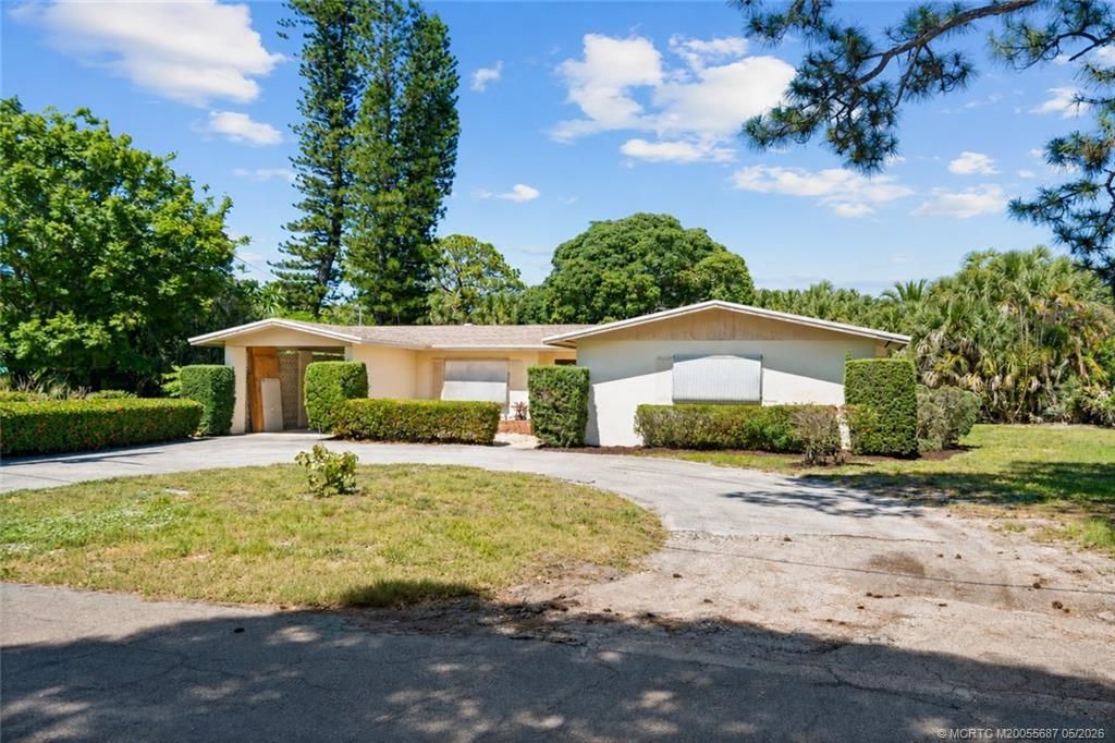 391 SE Edgewood Drive, Stuart, FL 34996 Photo