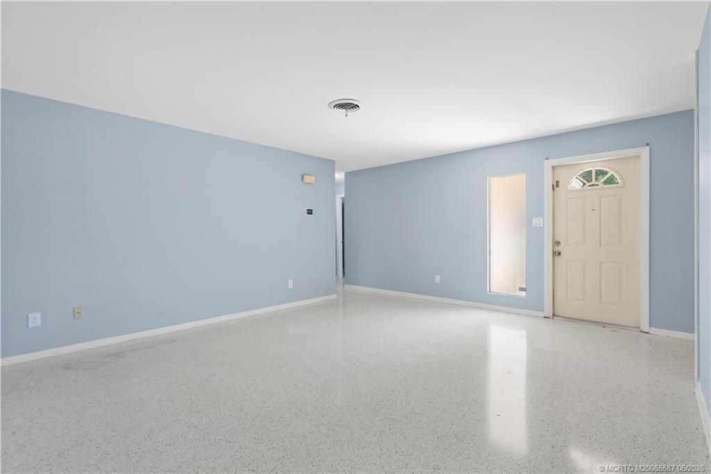 391 SE Edgewood Drive, Stuart, FL 34996 Photo