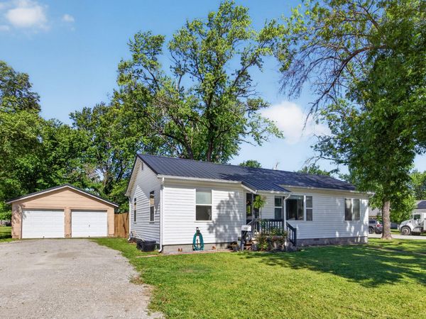 429 N Prewitt Street , Nevada, MO 64772
