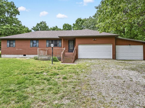 1194 State Highway Dd , Marshfield, MO 65706