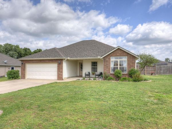 617 Sarah Court , Oronogo, MO 64855