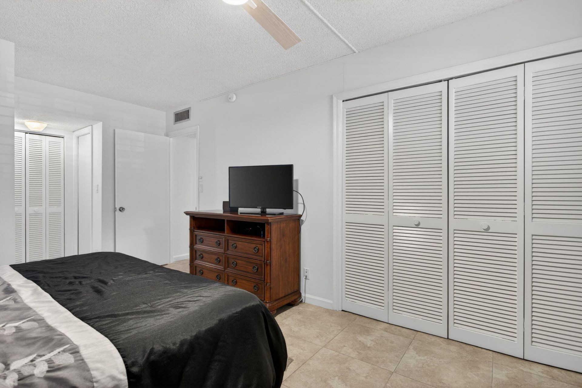 3150 NE 48th Court, Unit 104, Lighthouse Point, FL 33064 Photo
