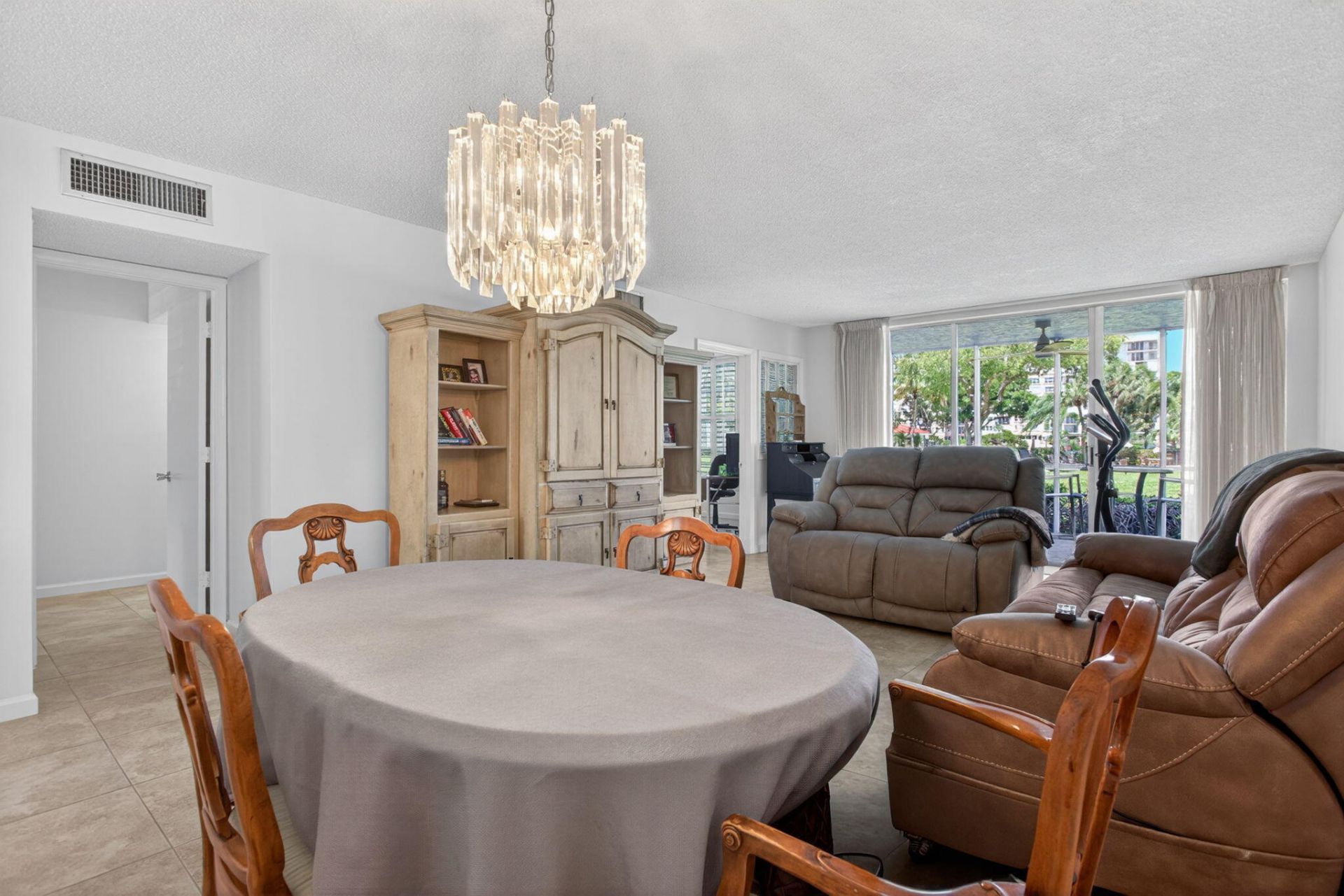 3150 NE 48th Court, Unit 104, Lighthouse Point, FL 33064 Photo