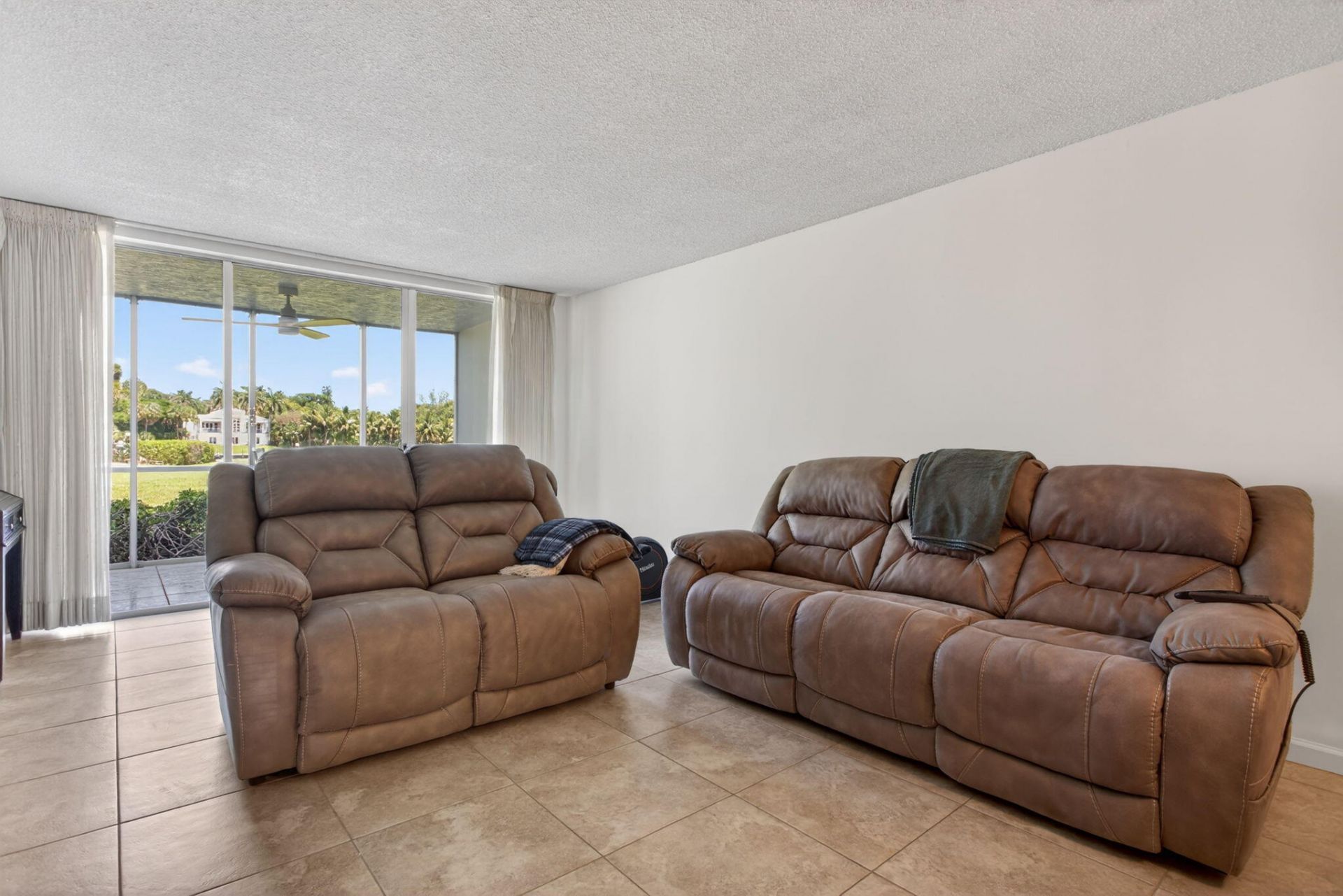 3150 NE 48th Court, Unit 104, Lighthouse Point, FL 33064 Photo