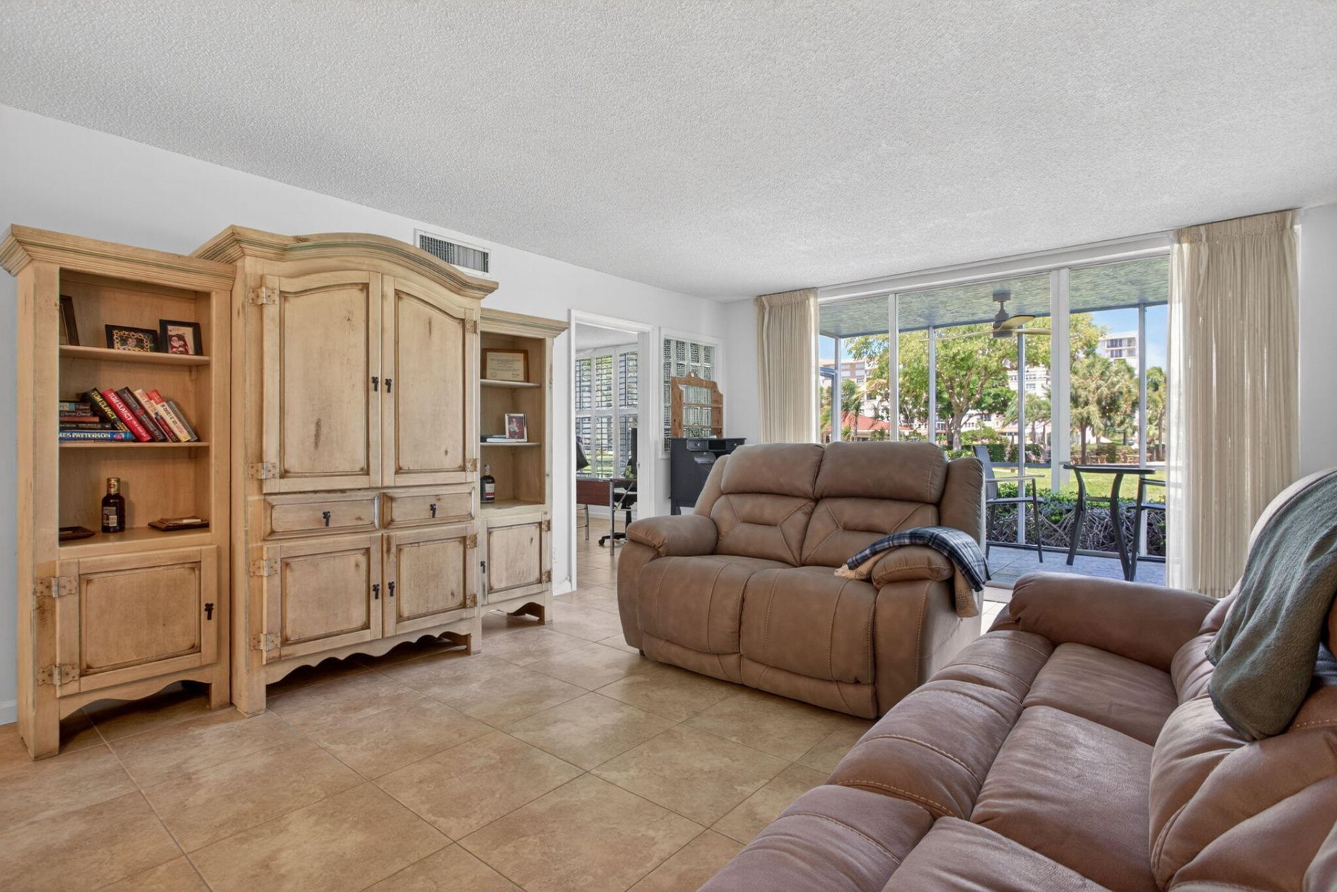 3150 NE 48th Court, Unit 104, Lighthouse Point, FL 33064 Photo