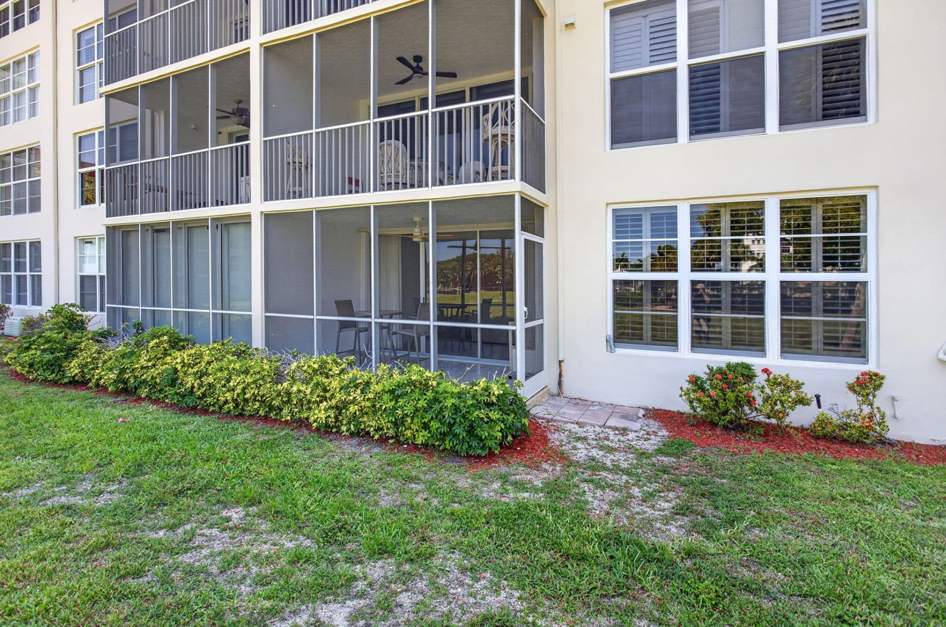 3150 NE 48th Court, Unit 104, Lighthouse Point, FL 33064 Photo