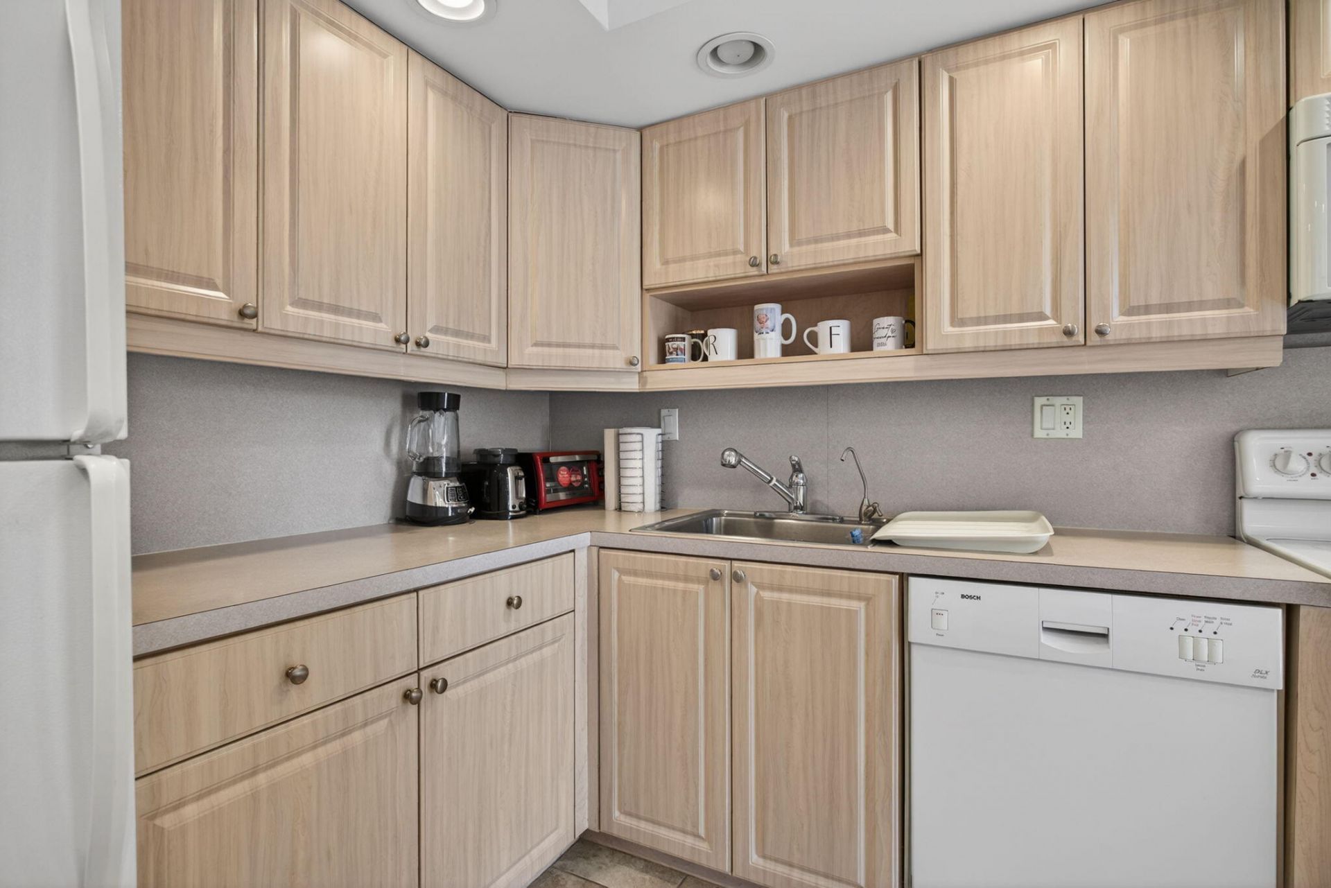 3150 NE 48th Court, Unit 104, Lighthouse Point, FL 33064 Photo