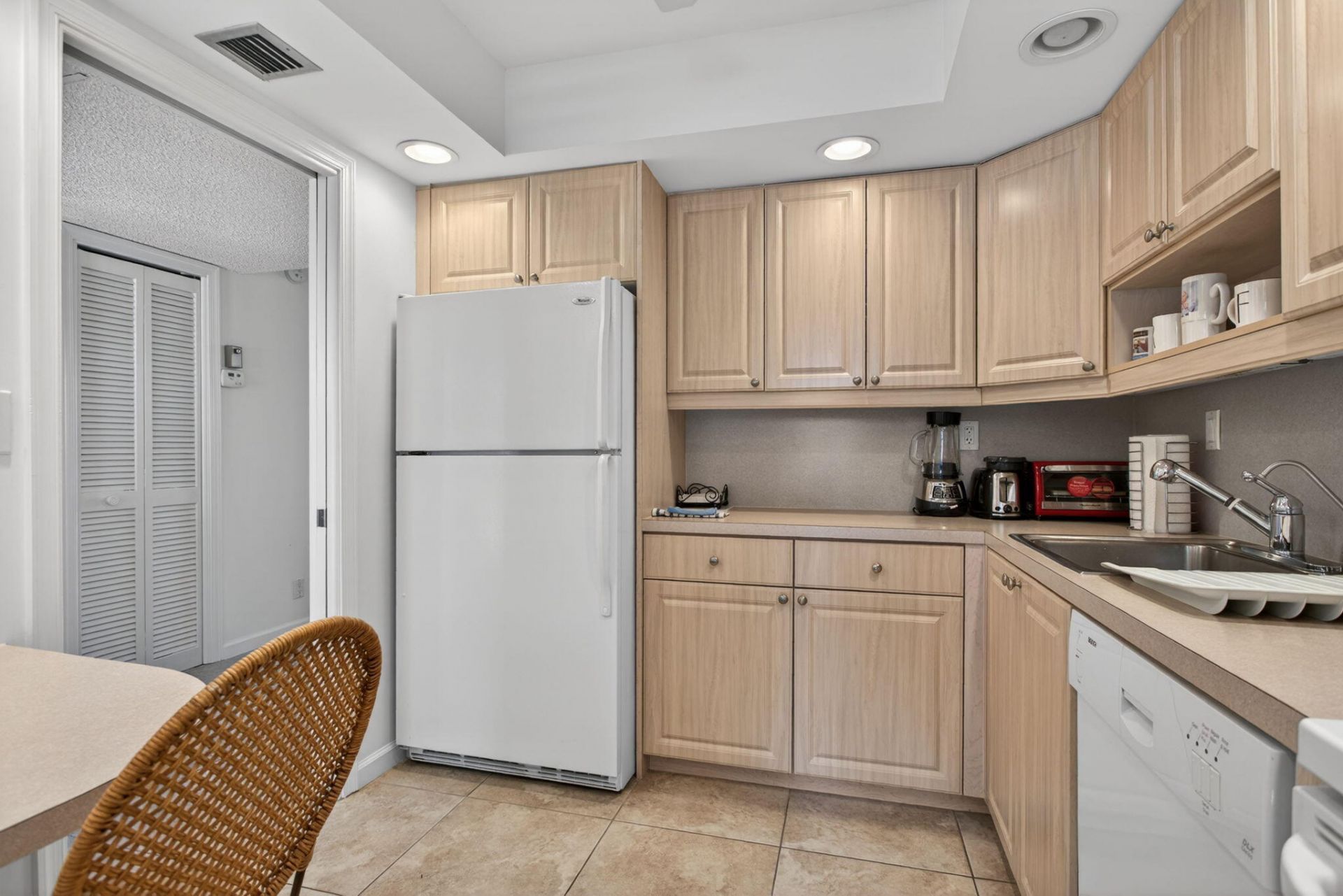 3150 NE 48th Court, Unit 104, Lighthouse Point, FL 33064 Photo