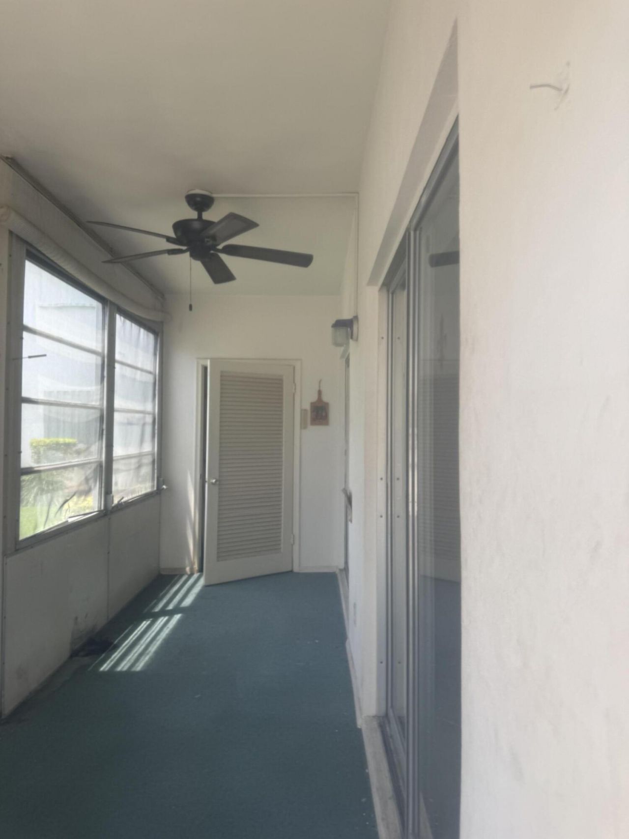 3040 Lake Osborne Drive, Unit 111, Lake Worth Beach, FL 33461 Photo