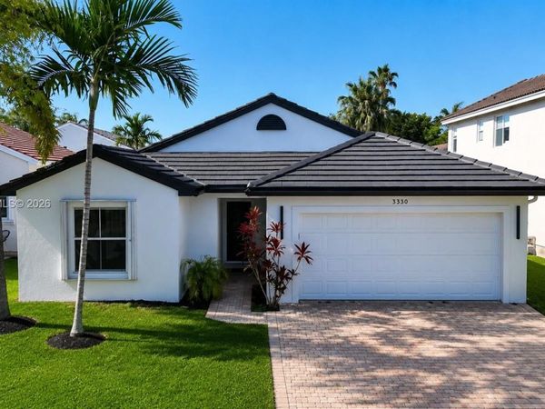 3330 SW 50th St , Hollywood, FL 33312