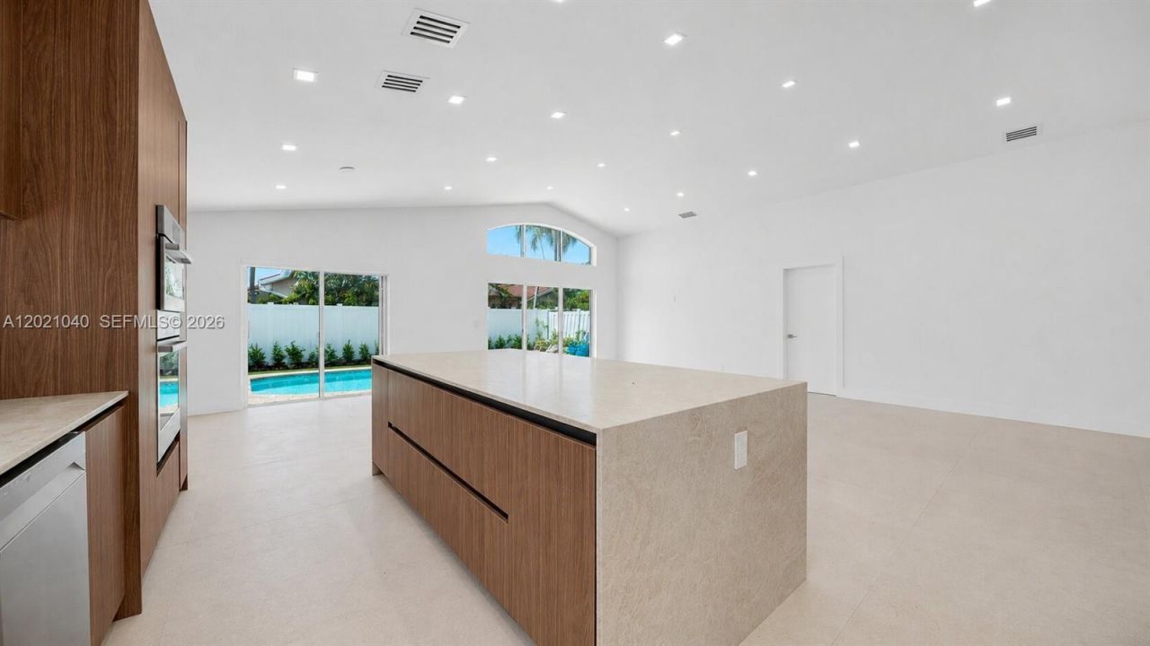 3330 SW 50th St , Hollywood, FL 33312 Photo