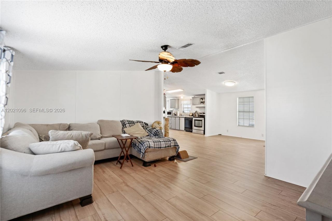7717 SE Swan Ave , Hobe Sound, FL 33455 Photo