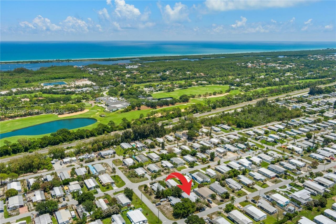 7717 SE Swan Ave , Hobe Sound, FL 33455 Photo