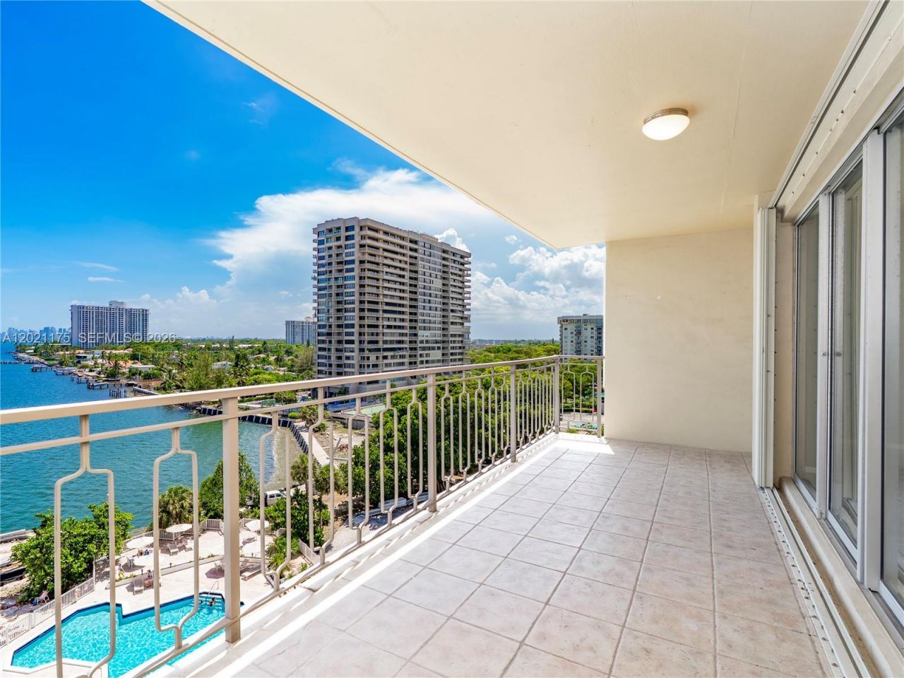 11111 Biscayne Blvd , Unit 912, Miami, FL 33181 Photo