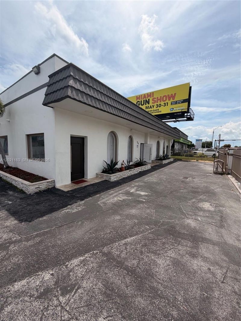 920 NW 119th St , Miami, FL 33168 Photo