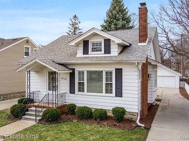 23128 OLMSTEAD Street, Dearborn, MI 48124