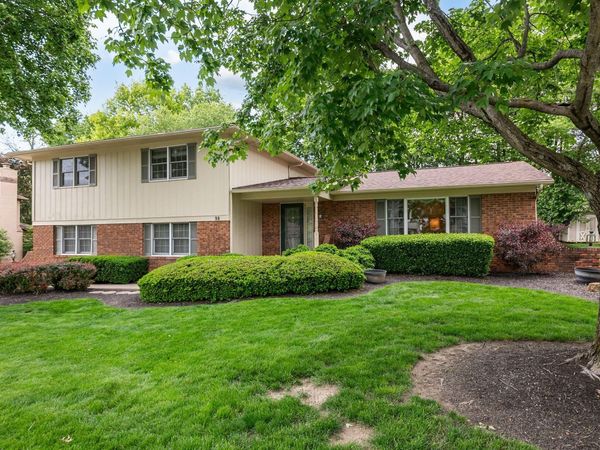 98 Walcreek Drive W, Columbus, OH 43230