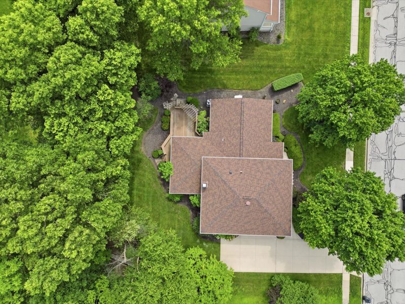 98 Walcreek Drive W, Gahanna, OH 43230 Photo 2