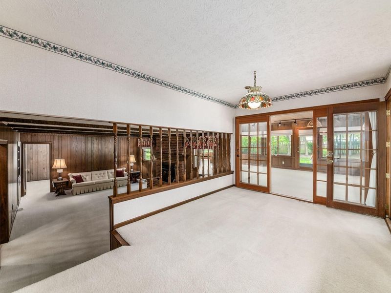 98 Walcreek Drive W, Columbus, OH 43230 Photo 26