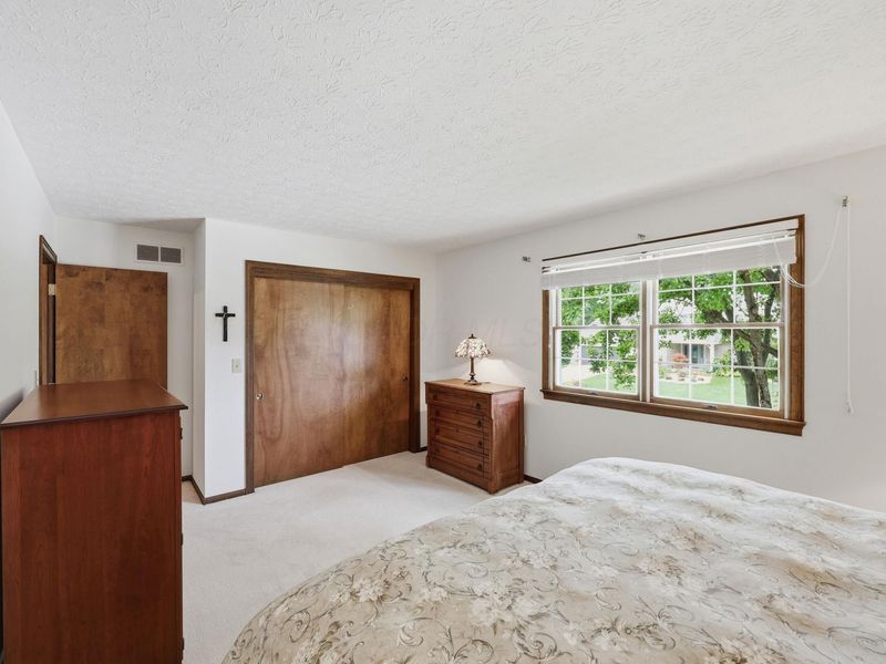 98 Walcreek Drive W, Gahanna, OH 43230 Photo 40
