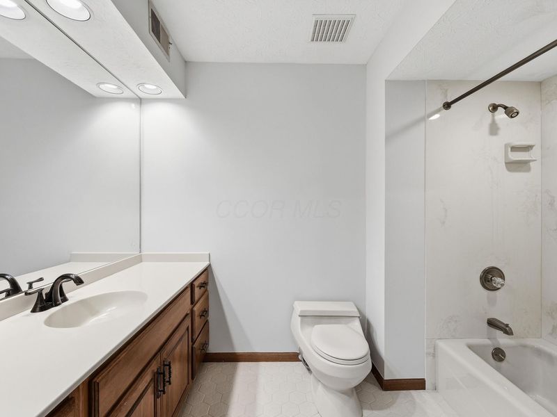 98 Walcreek Drive W, Gahanna, OH 43230 Photo 42