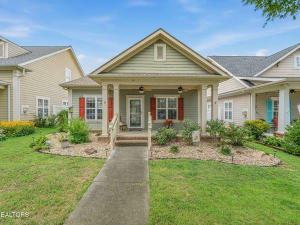 114 Forestberry St, Oak Ridge, TN 37830