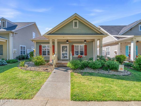 114 Forestberry St, Oak Ridge, TN 37830
