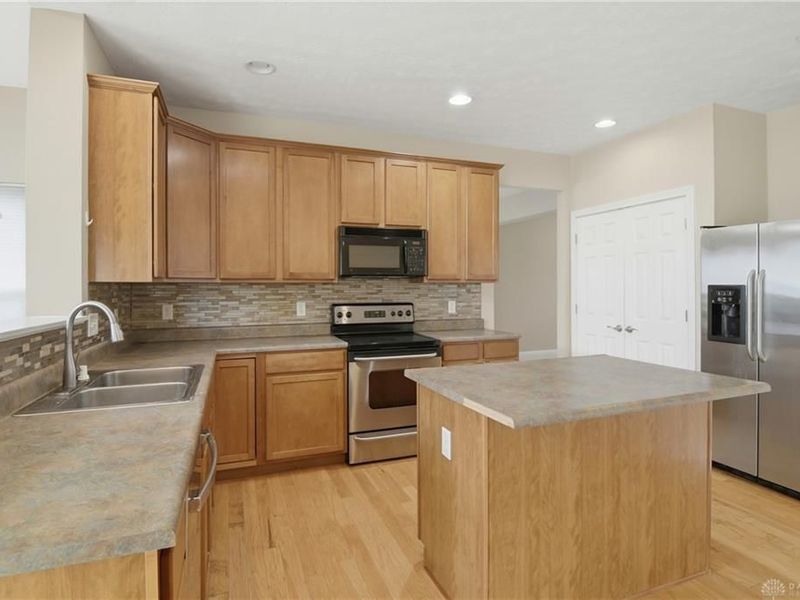 8332 Misty Shore Drive, West Chester, OH 45069 Photo 24