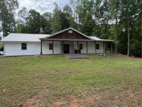 40 Robertson Road, Dawsonville, GA 30534