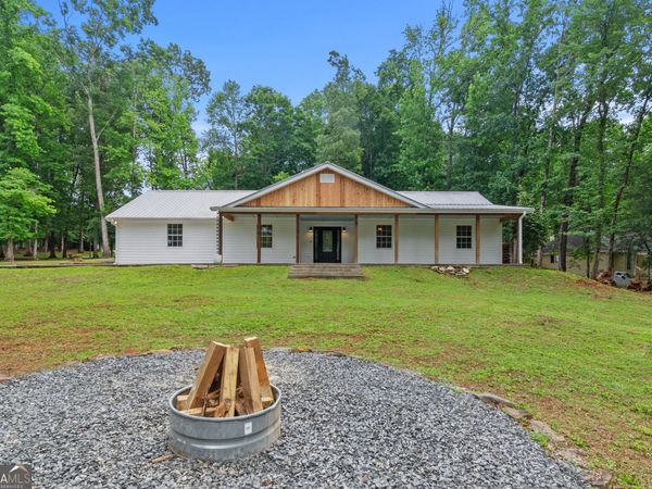 40 Robertson Road, Dawsonville, GA 30534