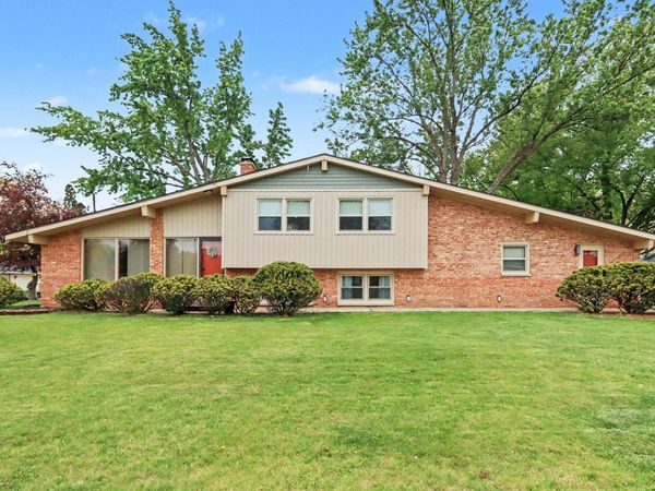 803 Woodheath Avenue, Portage, MI 49024