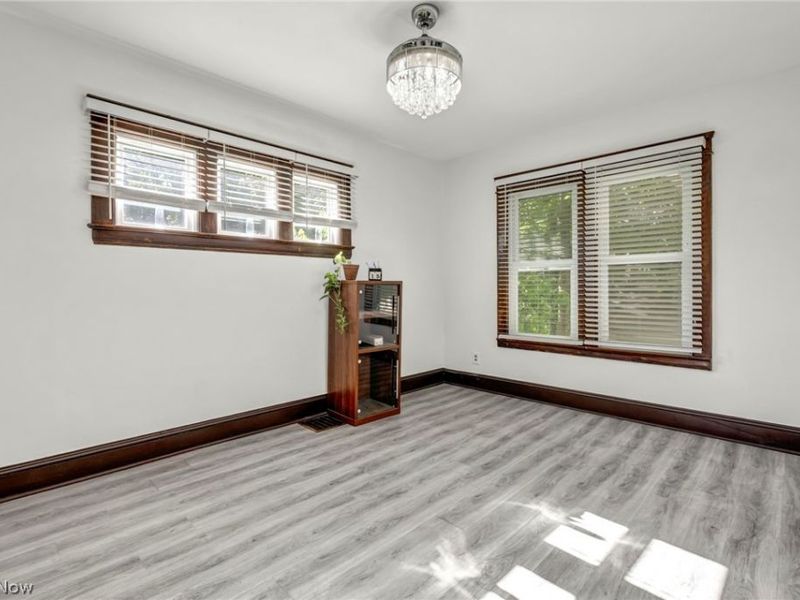 12015 Osceola Avenue, Cleveland, OH 44108 Photo 11
