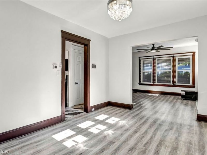 12015 Osceola Avenue, Cleveland, OH 44108 Photo 12
