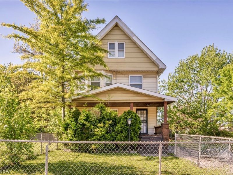 12015 Osceola Avenue, Cleveland, OH 44108 Photo 2