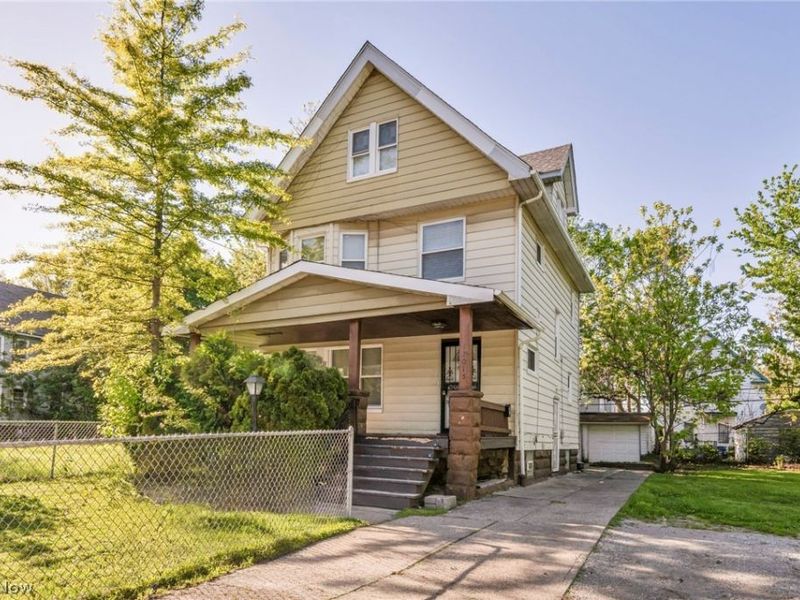 12015 Osceola Avenue, Cleveland, OH 44108 Photo 4